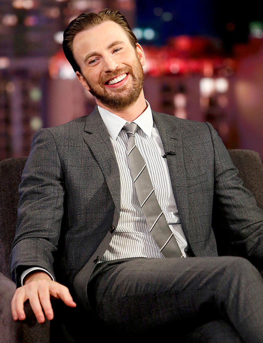 Chris Evans and Harry Styles smiling: a thread ♡