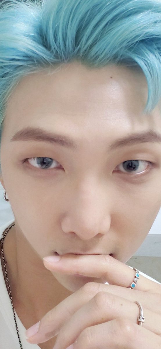 BTSv74463034's tweet photo. #1stDynamiteTeaser #1stDynamiteTeaser #1stDynamiteTeaser #1stDynamiteTeaser #1stDynamiteTeaser #1stDynamiteTeaser https://t.co/Qx9DAkNMz9