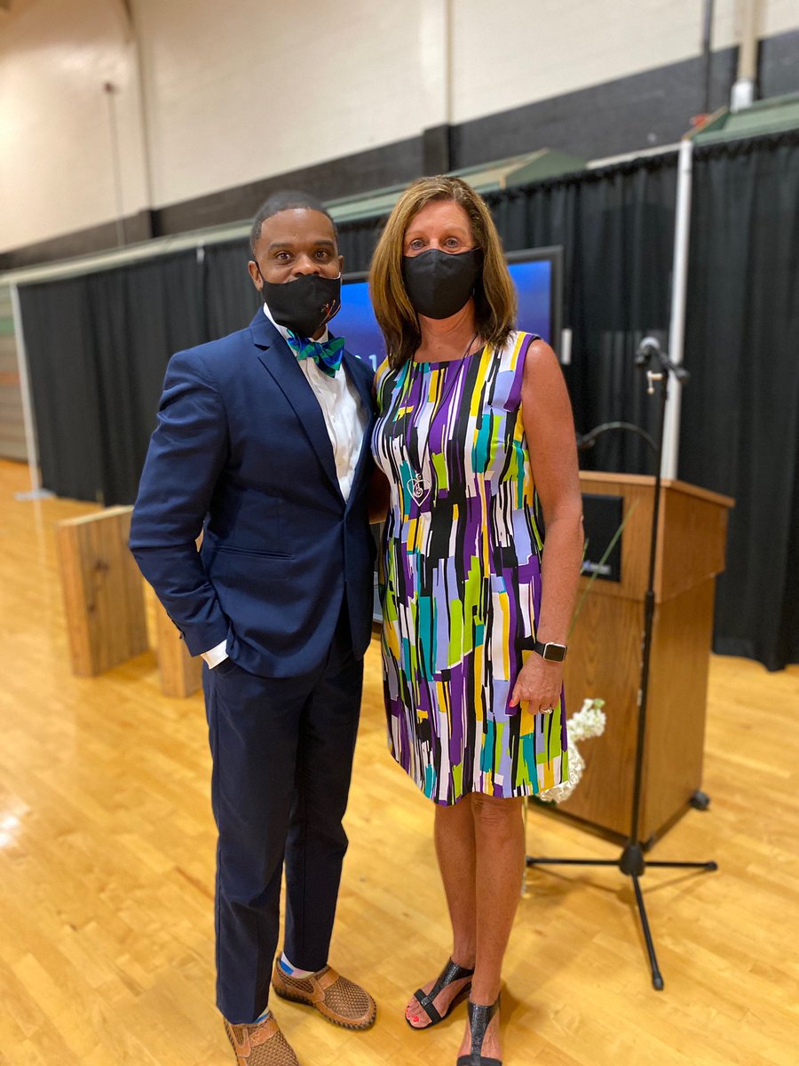suptking's tweet photo. Welp! It's a wrap. Principal Tucker gave me a South Side experience, and I'm thrilled! My stomach is full. 

We will pick back up in an hour and head over to Andrew Jackson. Stay tuned. #winning https://t.co/r68NlmCxcp