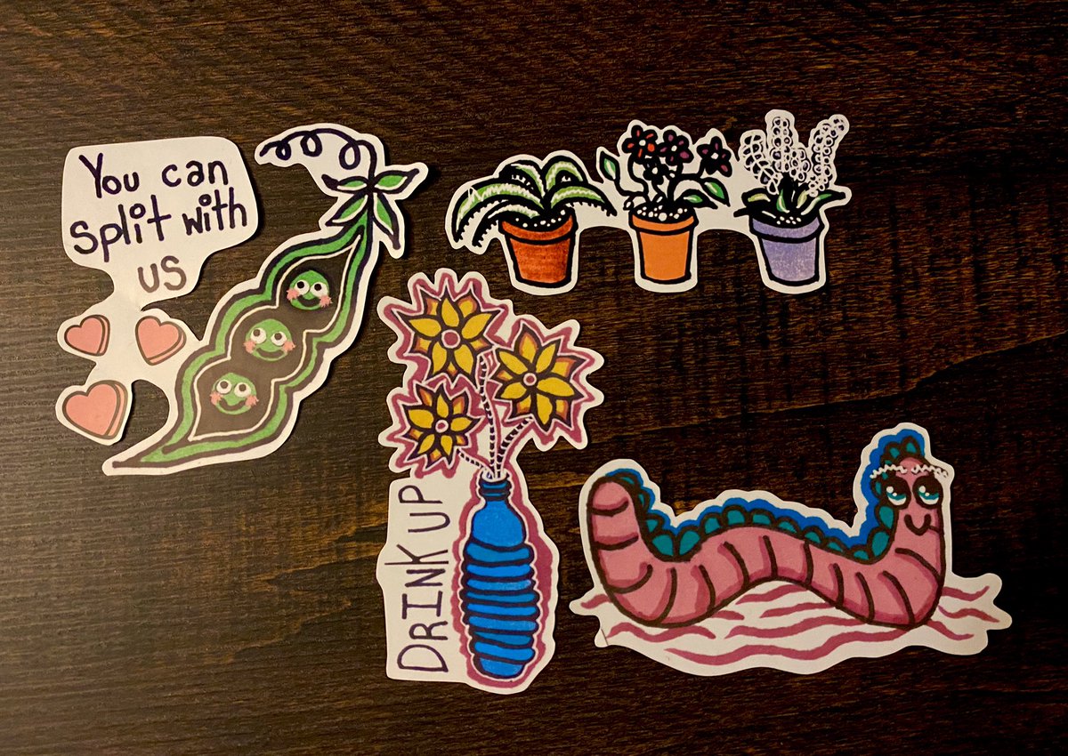  How freaking CUTE are these stickers from  @LadyQuesoArt