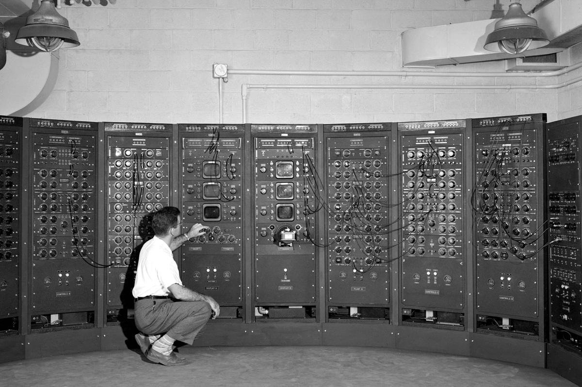 dynamo6's tweet photo. Does your data work for you? If the answer isn't overwhelmingly 'Yes!', then maybe it's time to fix it.  Especially if it's in  a legacy system. 💾

D6's Mark talks about the joy of getting data out of legacy 'crusty' systems, check it out >> https://t.co/iipIMrwjGs https://t.co/huGSNGImKG