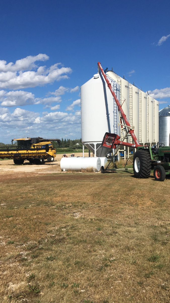 When the old Detroit is on the auger the neighbors definitely know when I’m on loading!