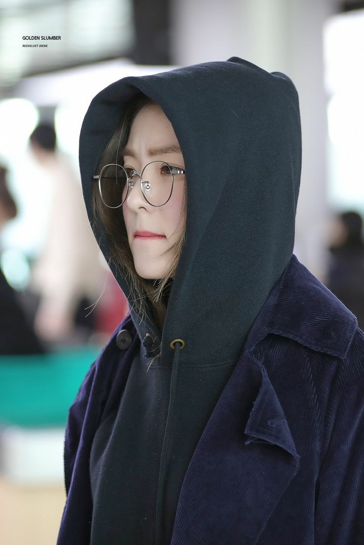 RedVelcroBr's tweet image. A Irene com esse óculos é a coisa mais perfeita do mundo 🗣🗣🗣

@RVsmtown