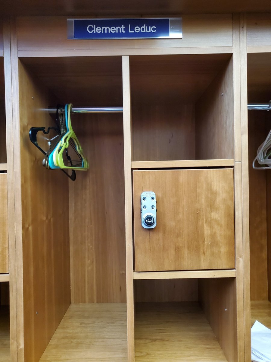 PortlandMXC_TF's tweet photo. #88: INSIDE CHILES - Locker Room
In ordinary times, this is where every practices starts and ends for the guys on our team. We're fortunate to be able to use the space, and look forward to the day when we can move back in.
#InsideUPXC https://t.co/XVzPplUlh7