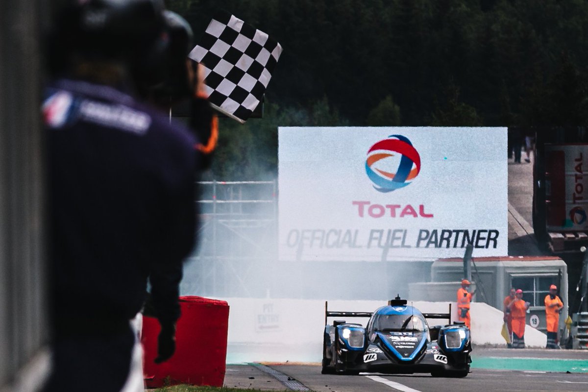 TGommendy's tweet photo. #4HSPA : SUPER FINISH ! J'ai vraiment tout donné mais une crevaison au dernier virage nous prive du podium. #FormelD https://t.co/66jgZf2fe2