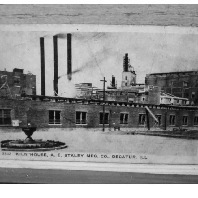 PictureDecatur's tweet photo. #vintageDecatur #DecaturIL #CentralIllinois #IllinoisHistory #AEStaley https://t.co/Jdo91cMm2r