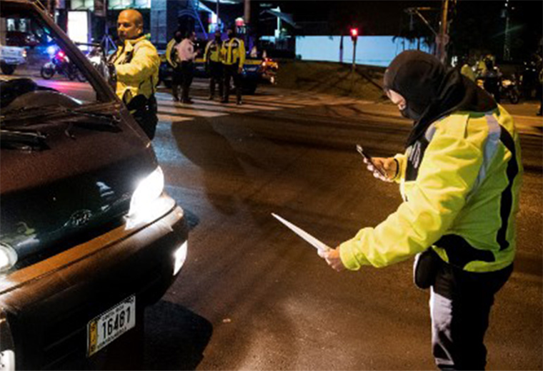 Telenoticias7's tweet image. "Se nos fue la mano", dice diputado sobre multas por restricción
ow.ly/xoHJ50AVTAS