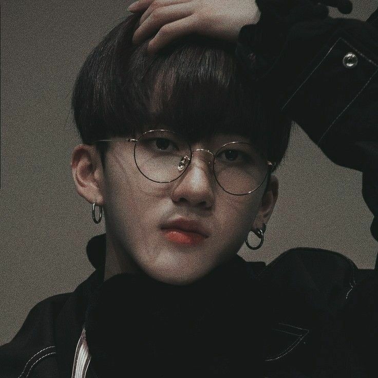 Changbin ; -He's a very bright person, Skz members have said that his hugs are the warmest and we all know he has a golden heart. Leo's regent is not other than the Sun itself, the center of our solar system and the one that gives life to everything.  #OurLightChangbinDay