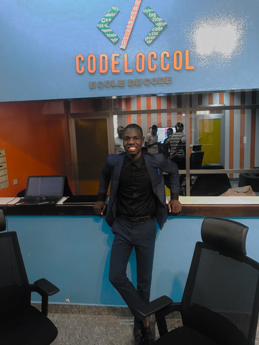 ADULeads's tweet photo. Les #YoungLeaders étaient à la Cité de l'Innovation et de la Technologie de Sadoré, précisément à CodeLoccol. Ils étaient aux côtés de leurs confrères génies programmeurs. Une rencontre de Leaders de domaines complémentaires.
@CodeLoccol @Cipmen @AnsiNiger
#ILIMI
#ADU https://t.co/lxm3NobxHI