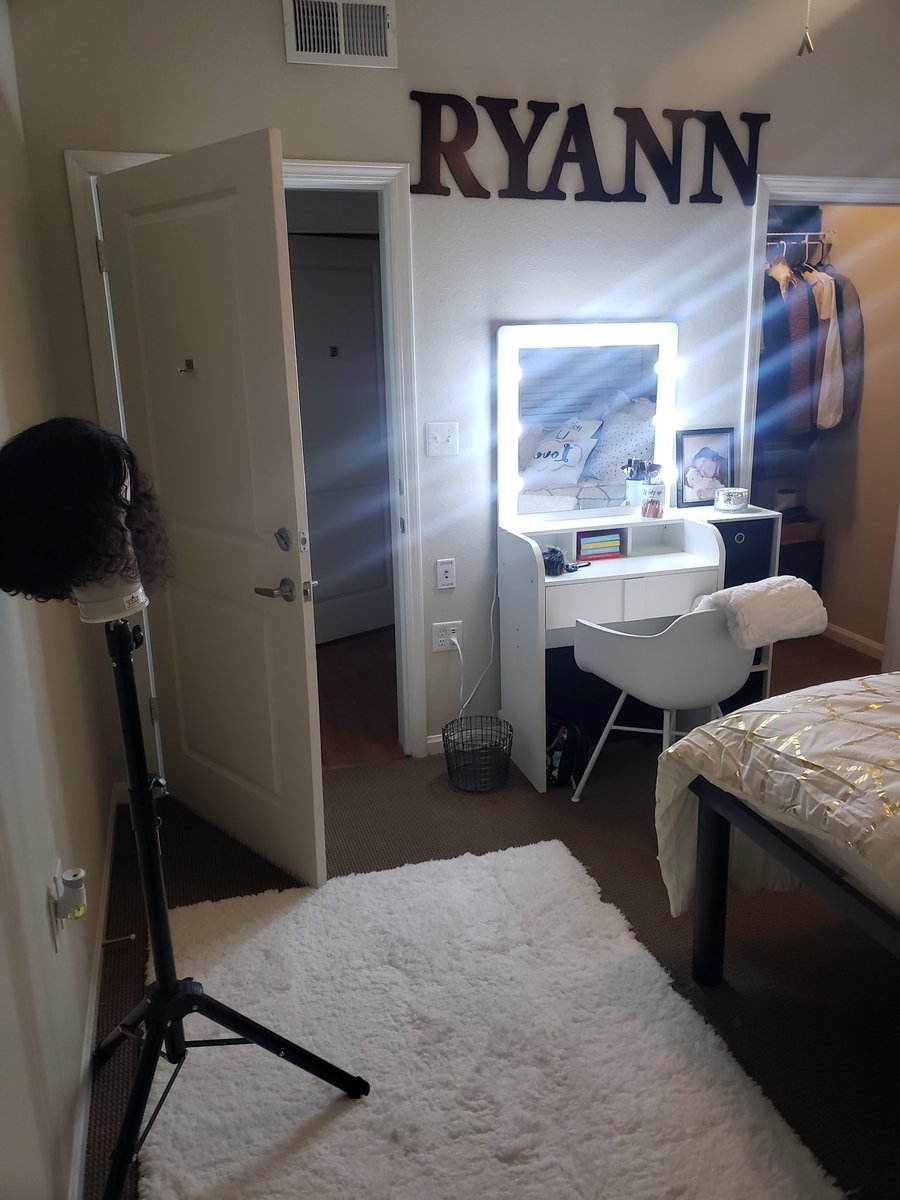 Mackable_Ry's tweet image. Thank God for the blessings. New apartment😍🚨