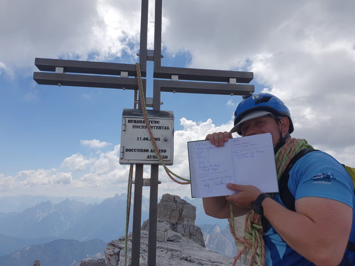 Sapper_Climbing's tweet photo. Joe Robertson and Ian Campbell of REMEC making use of the good weather in Europe and climbing Cima Ovest, via the SW side normal route (III+/IV). #Alpine #mountaineering  #alpinedreams https://t.co/s1qk84oi6A