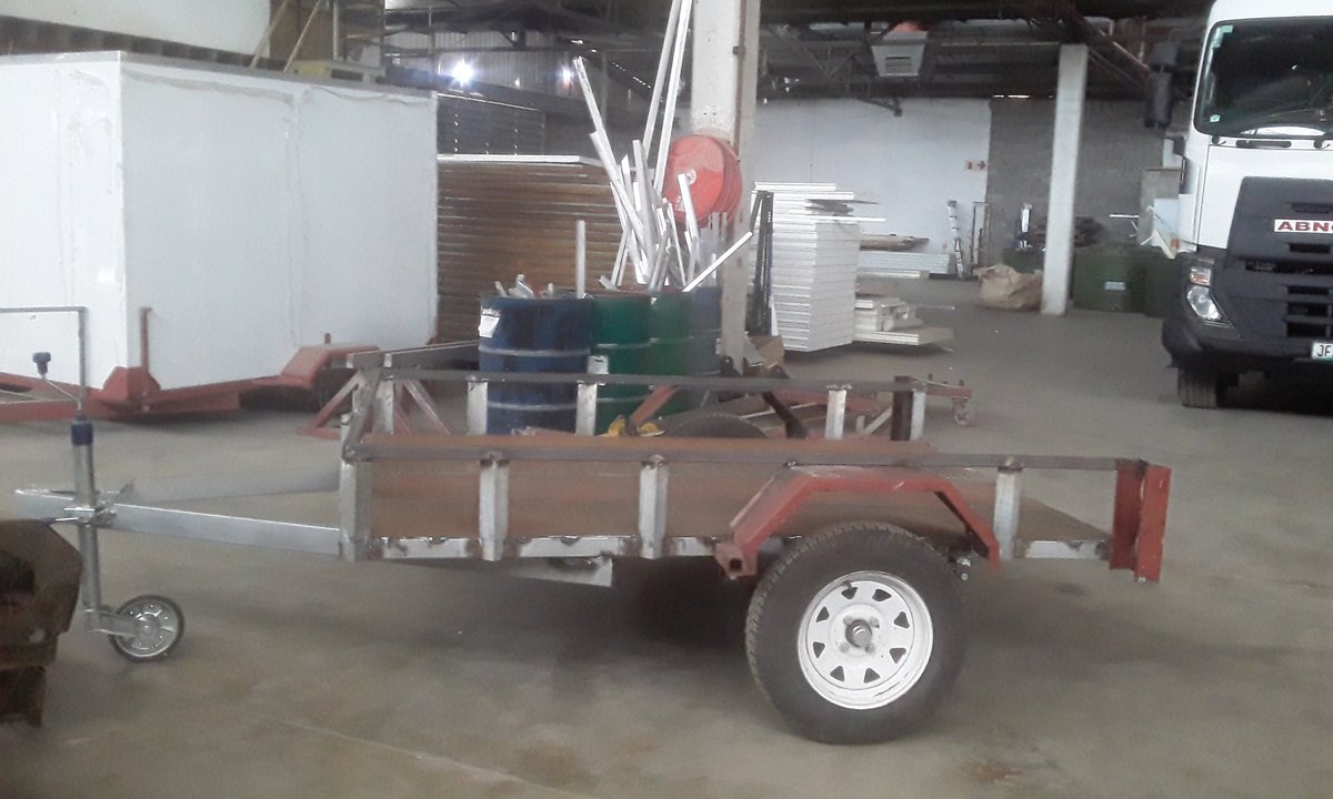 KotiTrailers's tweet photo. Week-33 2020
Utility Trailers for Sale!!!
Priced from R17000 (Excl Vat)
Leverage the BEST #KotiTrailers
Enquiries on:
e-mail; kotitrailers@gmail.com
Cell; 0836238584 & WhatsApp https://t.co/5IJd5dFTnN