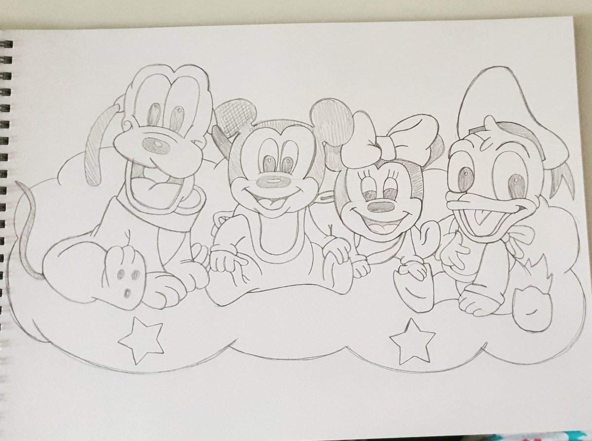 Tried some baby Disney characters, took few attempts but got there in the end 😁  

#beckysartwork7 #disneyartists2020 #artistsoninstagram #instadisney #babydisneycharacters #derwentpencil #sketchbookartists #darlingdisneygram