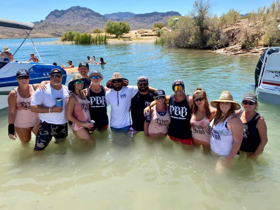 PrisonBBrewery's tweet photo. Grabbin’ beers &amp; a buzz in the #lakehavasu sun with some of our PBB friends &amp; fam! #beer #shanked #shankedspecialale #prisonbreakbrewery #secondchances #outofboundsnation #oobn #prisonreform #justicereform #cut50 #unit2creations #reformalliance #prison #craftbeer #beertime https://t.co/5Ee85CgOXB