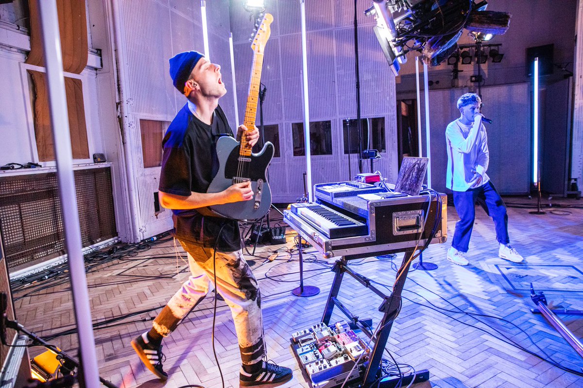 theworldnoisy's tweet photo. Was mad getting to play at Abbey Road last week as part of @Barclaycard Share The Stage. Check out our performance this Thursday alongside @Mabel and @maemuller_ #ad https://t.co/qcIWeyr6Lt