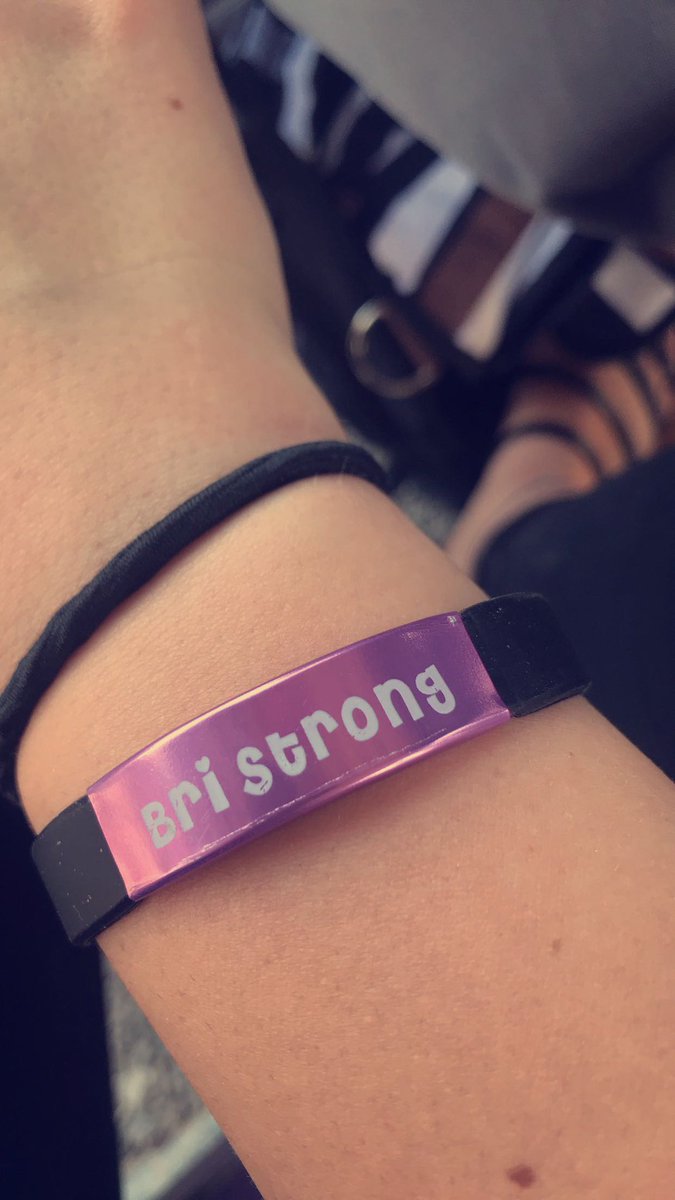 bellirwin5419's tweet photo. Today marks 2 years without Bri. Forever thankful for the time I had with her &amp; all the softball tournaments &amp; family events that we got to spend together. 

Always tell ur loved ones how thankful u are for them. Tomorrow is never promised to anyone. Fly high angel🤍 #BriStrong https://t.co/Eqapq5xRwN