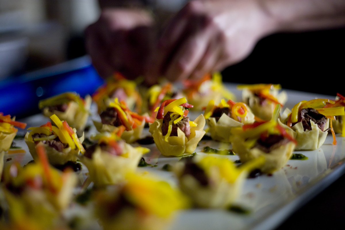 Sauntsevents's tweet photo. Top quality food, freshly prepared by our team, as always here at Saunts
#saunts #sauntspartiesandevents #catering #events #dinnerparty #socialgathering #party #specialoccasion #hull #york #celebrate #affordablecatering #locallysourced #freshfood #foodprep #canapés #qualityfood https://t.co/0GZlrIDnnv