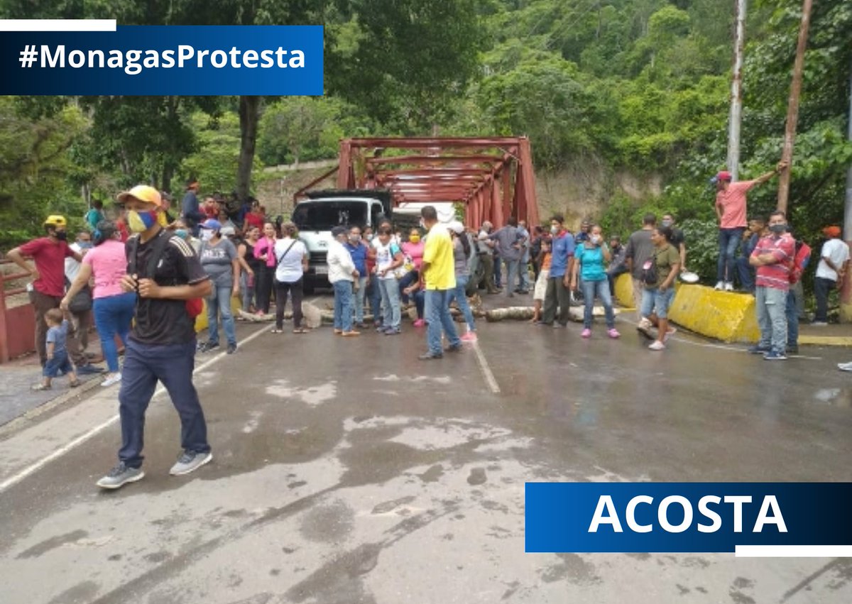 PieroMaroun's tweet photo. La cuarentena no calla a Monagas.

Hoy Temblador, Caripito, Caripe y Acosta levantaron su voz ante la falta de gasolina, gas, agua que tiene agobiada a nuestra gente.

Yelitze Santaella dijo que gasolina para nadie, aquí está la respuesta de los monaguenses.

#MonagasProtesta https://t.co/y8bwaQJePY
