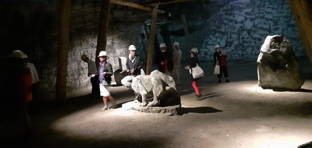 TC_KUZKA's tweet photo. Federasyon üyeleri #Çankırı ziyaretlerinin ikinci gününde
#ÇankırıTuzMağarası, #HazımDağlıTabiatParkı, #Eldivanİlçesi ile #YıldıztepeTurizmMerkezi'nde incelemelerde bulundu.

@TCSanayi
@KalkinmaAjansGM
@TCBAKKA 
@antalyakkd https://t.co/u3PEowukgj