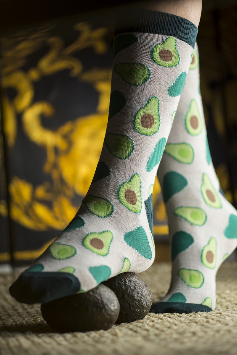 intensionrope's tweet photo. For those of you that didn't know, avocado means "testicle." We think this shoot has a little symbolism behind it, what do you think? Do we have any fans into #footfettish or #cbt? What do you prefer, socks or no socks? #mondaythoughts 
@ModHollyNicole @RogueLightPhoto https://t.co/cdrHjhCz1O