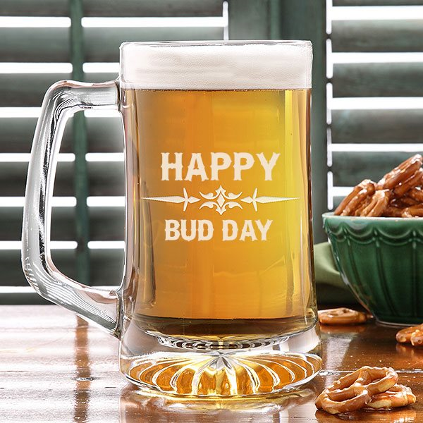 HappyBudDay4201's tweet photo. Enjoy your favorite beverages with the Happy Bud day 25oz Glass mug only $12.95 &amp; spend $20.00 or more and you'll get our Happy Bud Day lighter complimentary while they last There are 350 available Go to https://t.co/F0xWqFl3wZ https://t.co/tUXAaFGG4S
