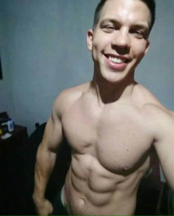 maurici03665794's tweet photo. Qué tal chamacas tenemos el pack de este rico hetero de ixtepec. En persona está riquísimo. Pero tenemos video también dodne se la anda jalando #30 RT y lo subimos. https://t.co/pNGBk0G4b7