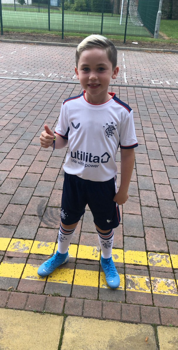 rossduke9's tweet photo. @RangersFC just get the contract out now 🤩🤩 https://t.co/2YKzlEXSXd