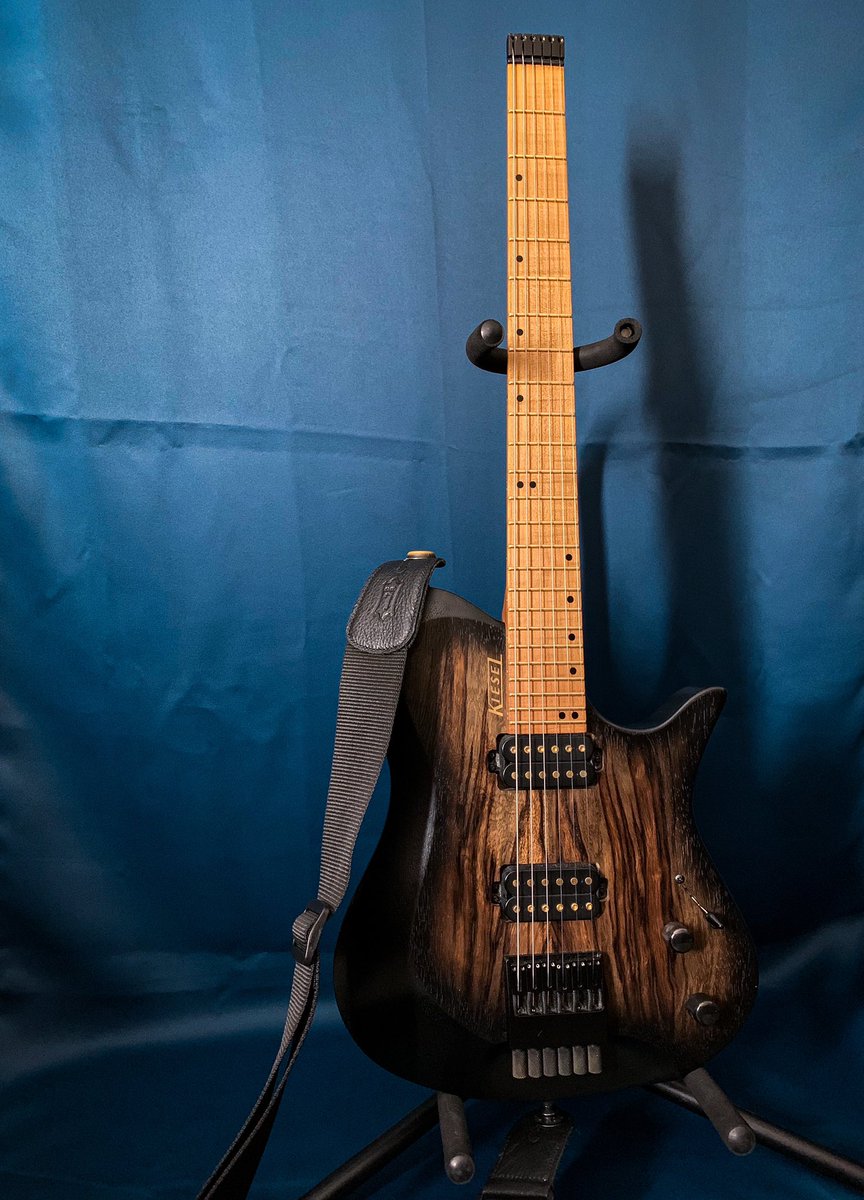 crodriguezgtr's tweet photo. Appreciation post 🥰
#kieselguitars #levysstraps https://t.co/lMqC4pbuiz