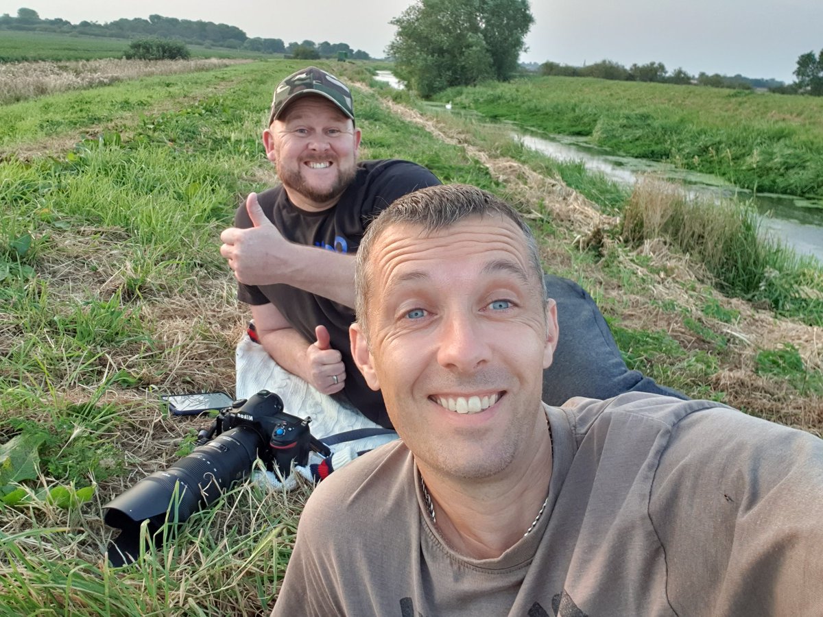 DaveSpherical's tweet photo. Out for #badgers #luckneeded #Lincolnshire #fens #PeaceAndLove #lincsgrammers #LincsConnect @YourLocalLincs @thelincolnite 🥰😍😀🙂 https://t.co/7ra1Vxa6B2