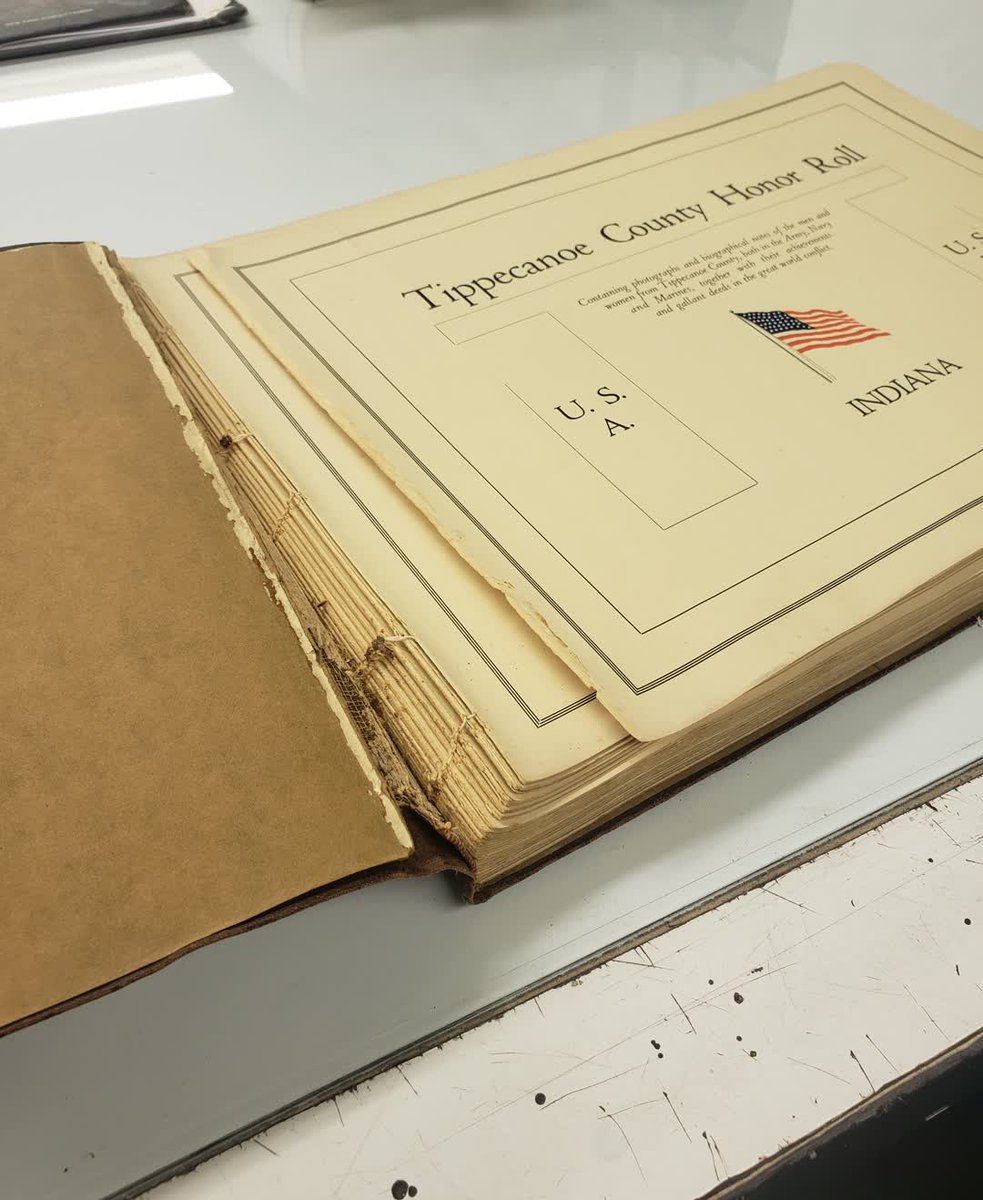 rosbookbinding's tweet image. We fixed up the stitching and repaired the tears and creasing in the cover.