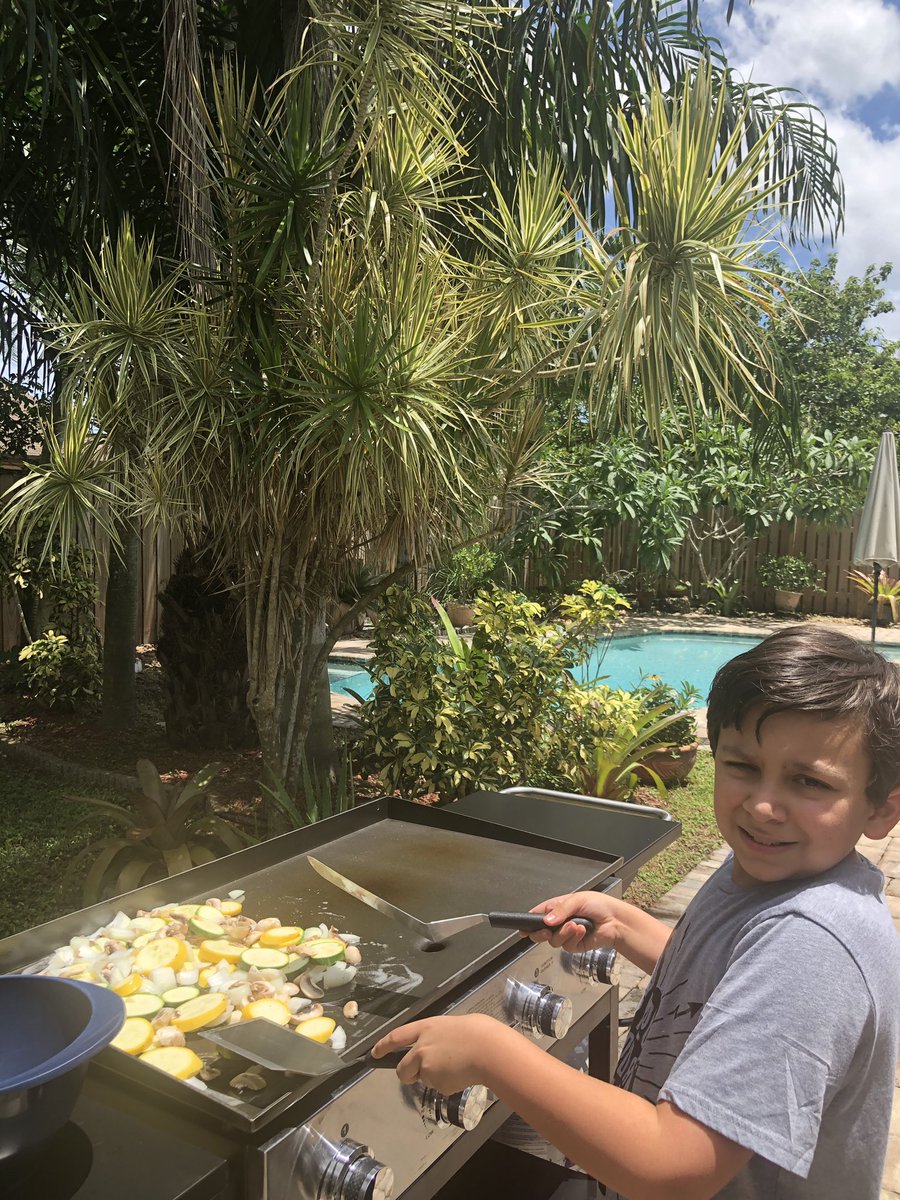 RMendelsonPhD's tweet photo. Hey Everyone-
My son wants me to officially announce that I’m his best friend.
#ThisIsHowYouDad #BFF https://t.co/IB7oiuvxQa