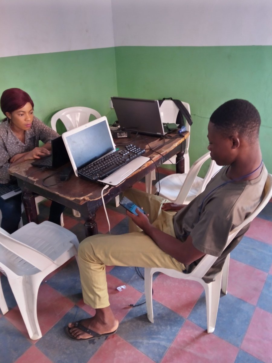 hub_inspired's tweet photo. Hang on with us as we share photos of the product they would build before the end of the program.

You can be part of this ongoing program.

#Webdevelopment.
#Iihub
#RasingDevelopers
#AfricaRising. https://t.co/EWTzj738j4