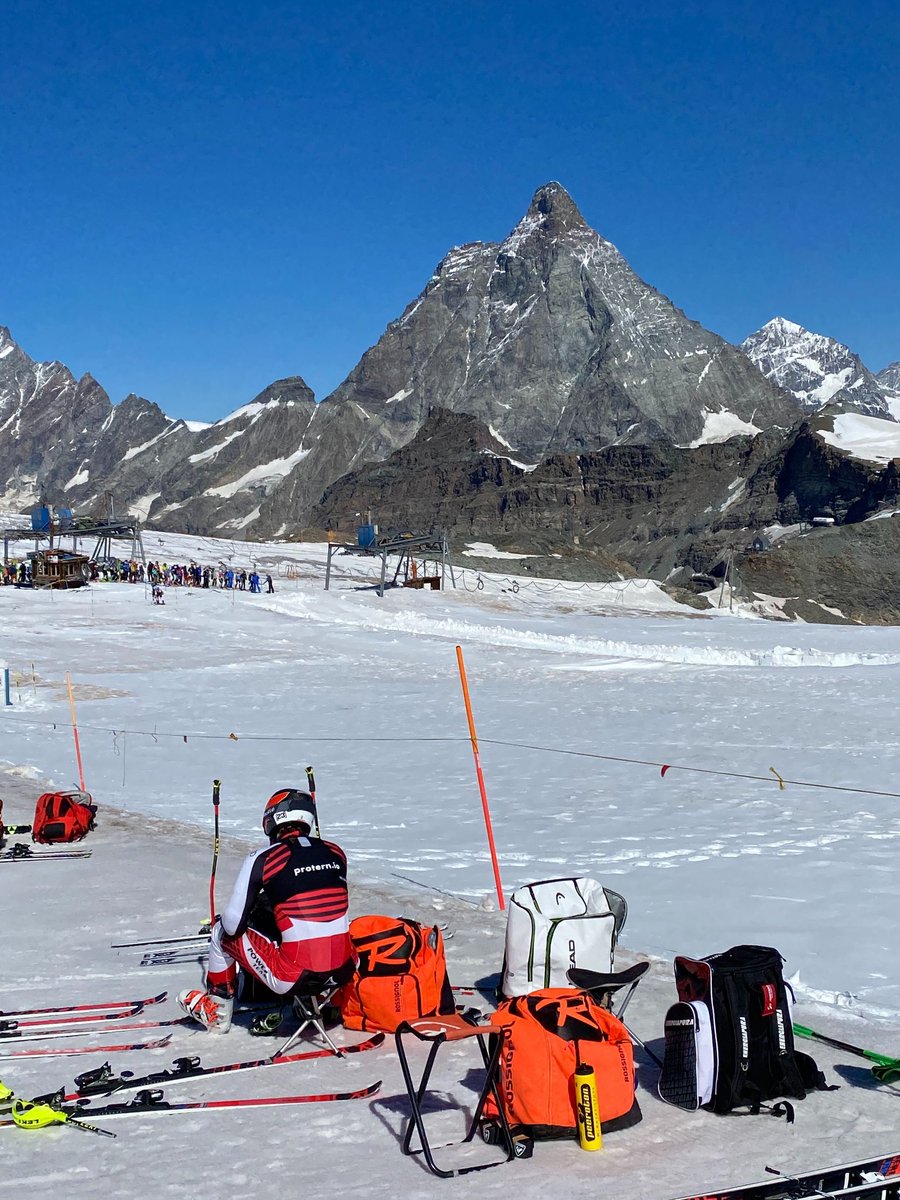 protern_io's tweet image. #instudio with @fullycaffinated in #yukon #crosscountrytraining in #andermatt with @swissskiteam #alpinebackonsnow in #zermatt with @SkiAustria_Men #trainsmarter #improvefaster