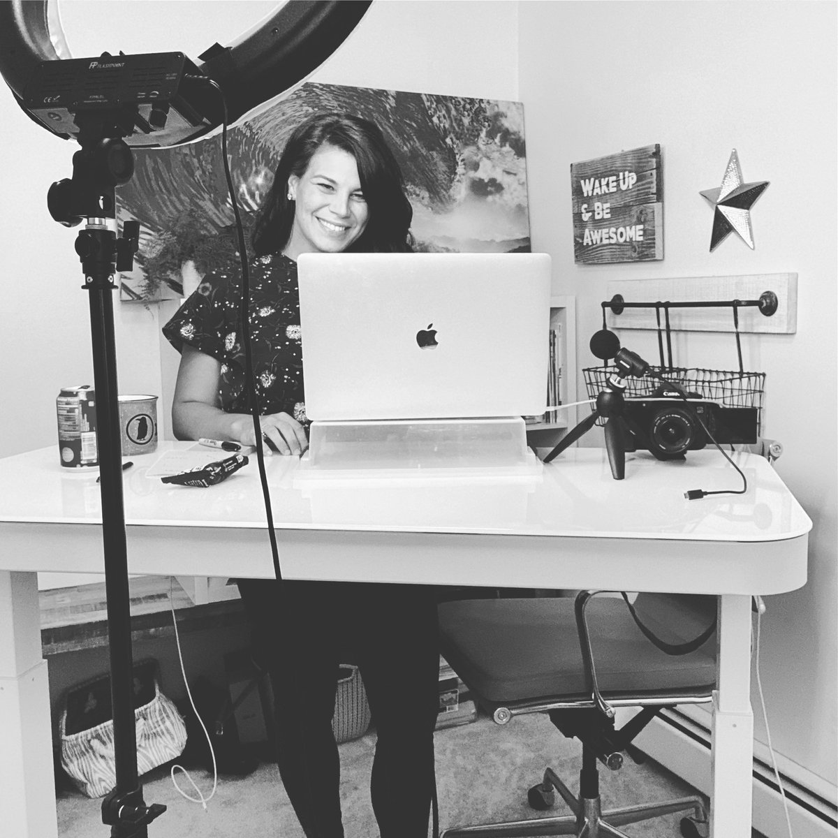 SueTranchina's tweet photo. They say that SITTING IS THE NEW SMOKING... (who are “they” 🤷🏻‍♀️)
Day 1 of 4 with a great group of educators! Very grateful that Derek treated himself to this awesome standing desk that I have commandeered 😳 🏴‍☠️ (thanks, @DerekTranchina 😘) #kikerlearning #googleedu #howtowithsue https://t.co/pbXtsXpAb8