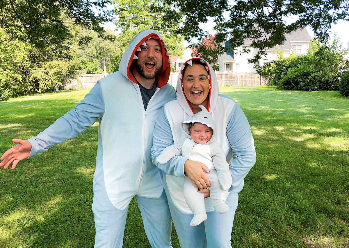 ErDizzler's tweet photo. It’s Shark Week! 🦈 @Discovery #SharkWeek2020 #babyshark https://t.co/JZyoTjqJpH