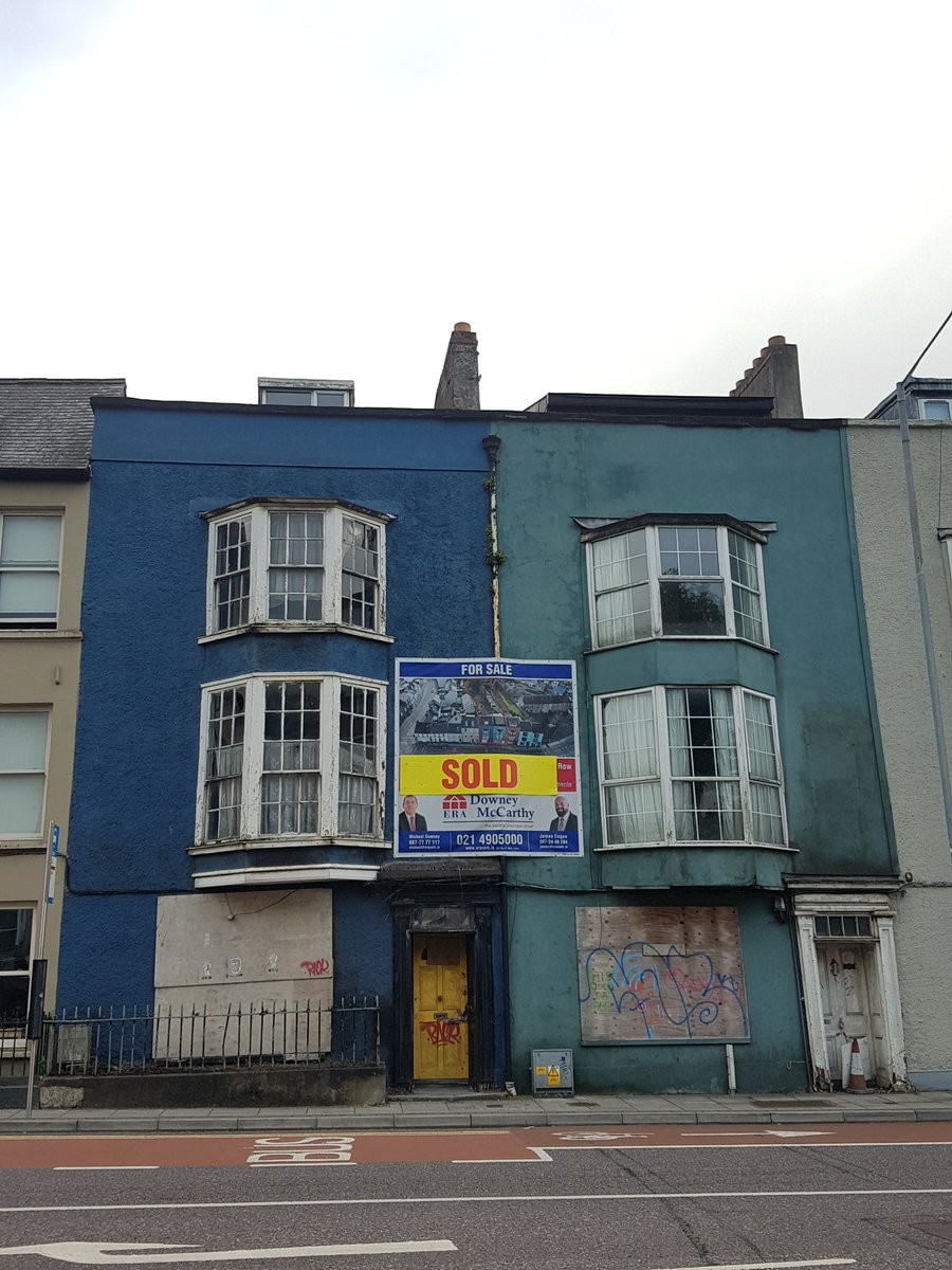 these two beautiful vacant buildings are protected structuresgood news is one sold recently & the plans are to maintain outside aesthetic they're in poor condition, hopefully they can be restored respectfully for someones home again very soon #cuturalheritage  #homelessness