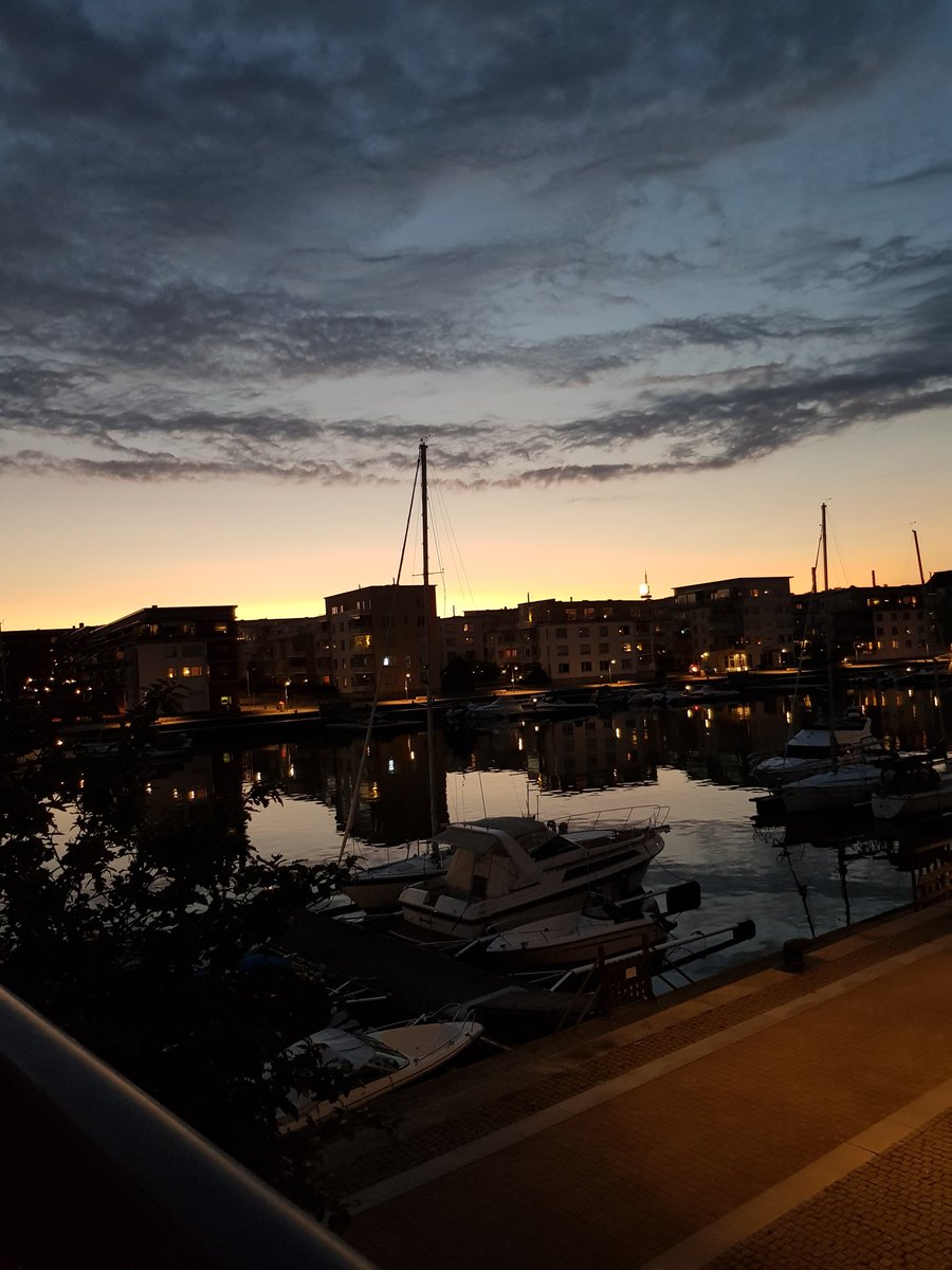 helenadGbg's tweet image. Finally cool enough to enjoy being outdoors.... #neverpleased