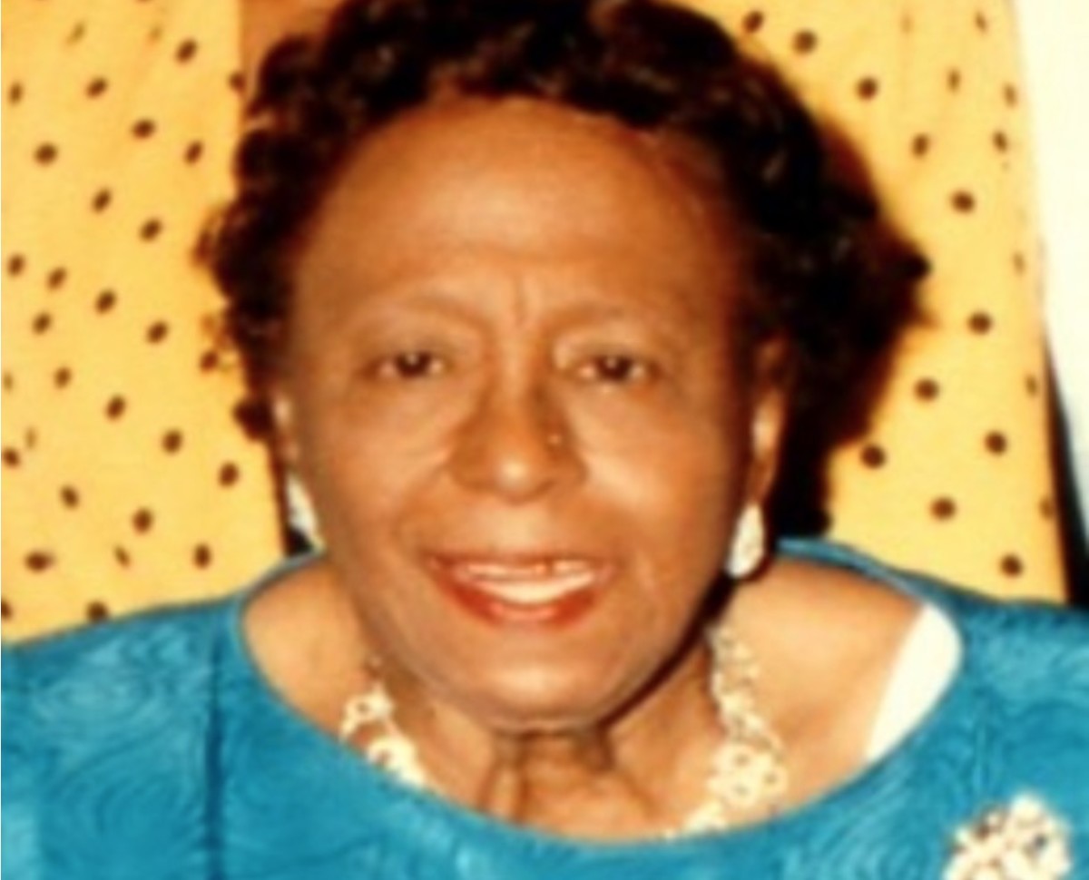 3. In 2006, Atlanta police lied to get a warrant, then mistakenly raided Kathryn Johnston, 92. As they broke down her door, Johnston pulled a rusty revolver. After shooting her, instead of calling her an ambulance, they let her bleed out and tried to plant pot in her basement.