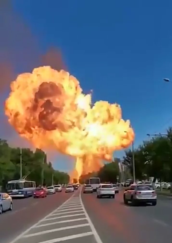 ChulitoNica's tweet photo. #ULTIMAHORA 
#Rusia
La explosión de hoy proviene volgogrand, Rusia https://t.co/m0tgkuvnqP