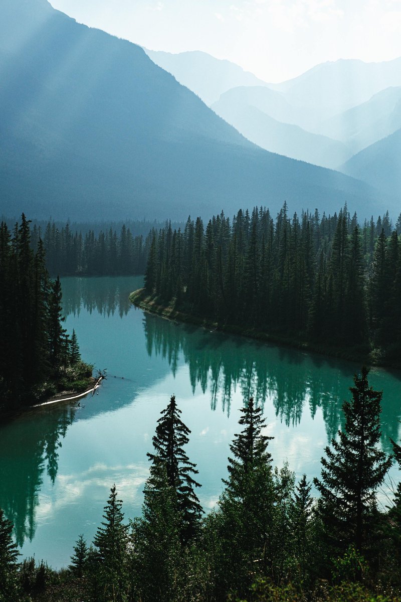 oftravelin's tweet photo. Banff, Canada by Ampersand Creative https://t.co/soItiDZI5S