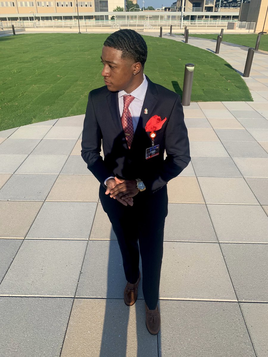 IAM_JKIV's tweet photo. First Day of Pharmacy School🥼 https://t.co/PLYlsJqi9q