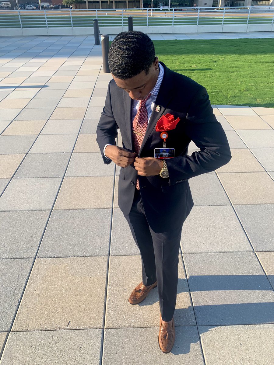 IAM_JKIV's tweet photo. First Day of Pharmacy School🥼 https://t.co/PLYlsJqi9q