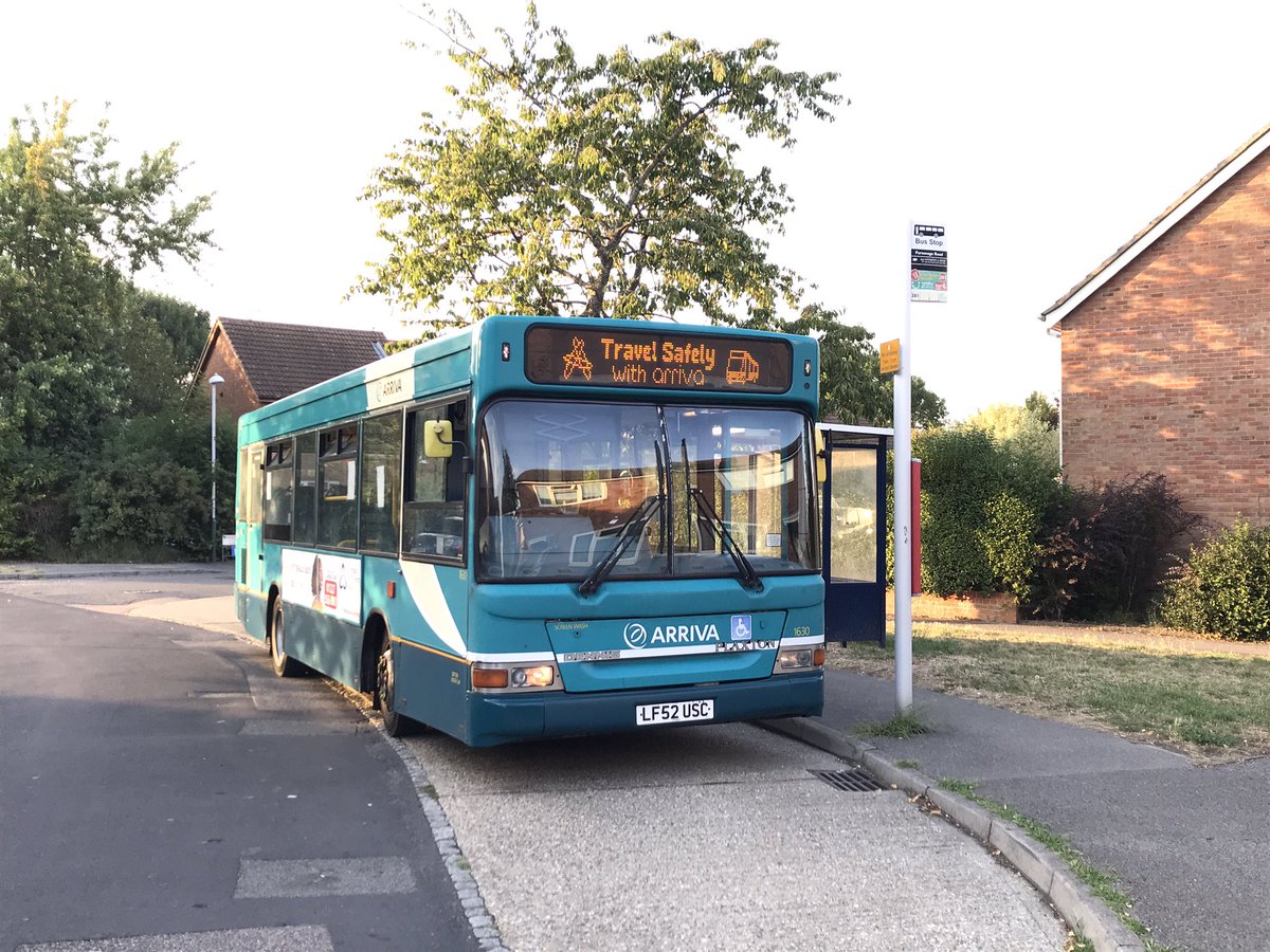 DanBHardcastle's tweet photo. Lending a hand to the operations side this evening with a few hours of 281s with the lovely 1630 👌🏼 #arrivatunbridgewells #buswork #TravelSafelyWithArriva #LongLiveTheDarts!! https://t.co/h1VjRQU02v