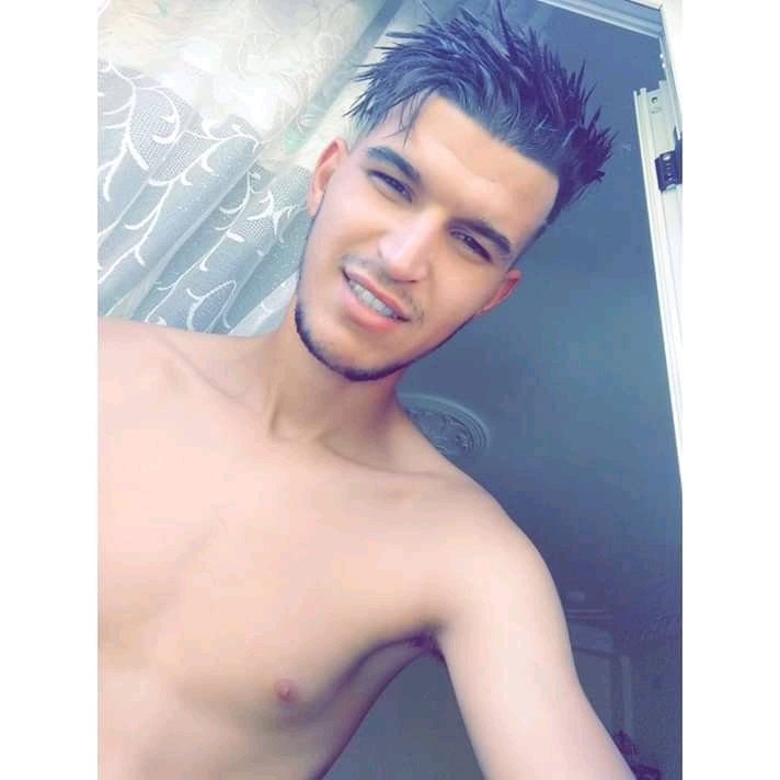 khaledlahmak's tweet photo. #NouvellePhotoDeProfil https://t.co/CnD4IyX2lX