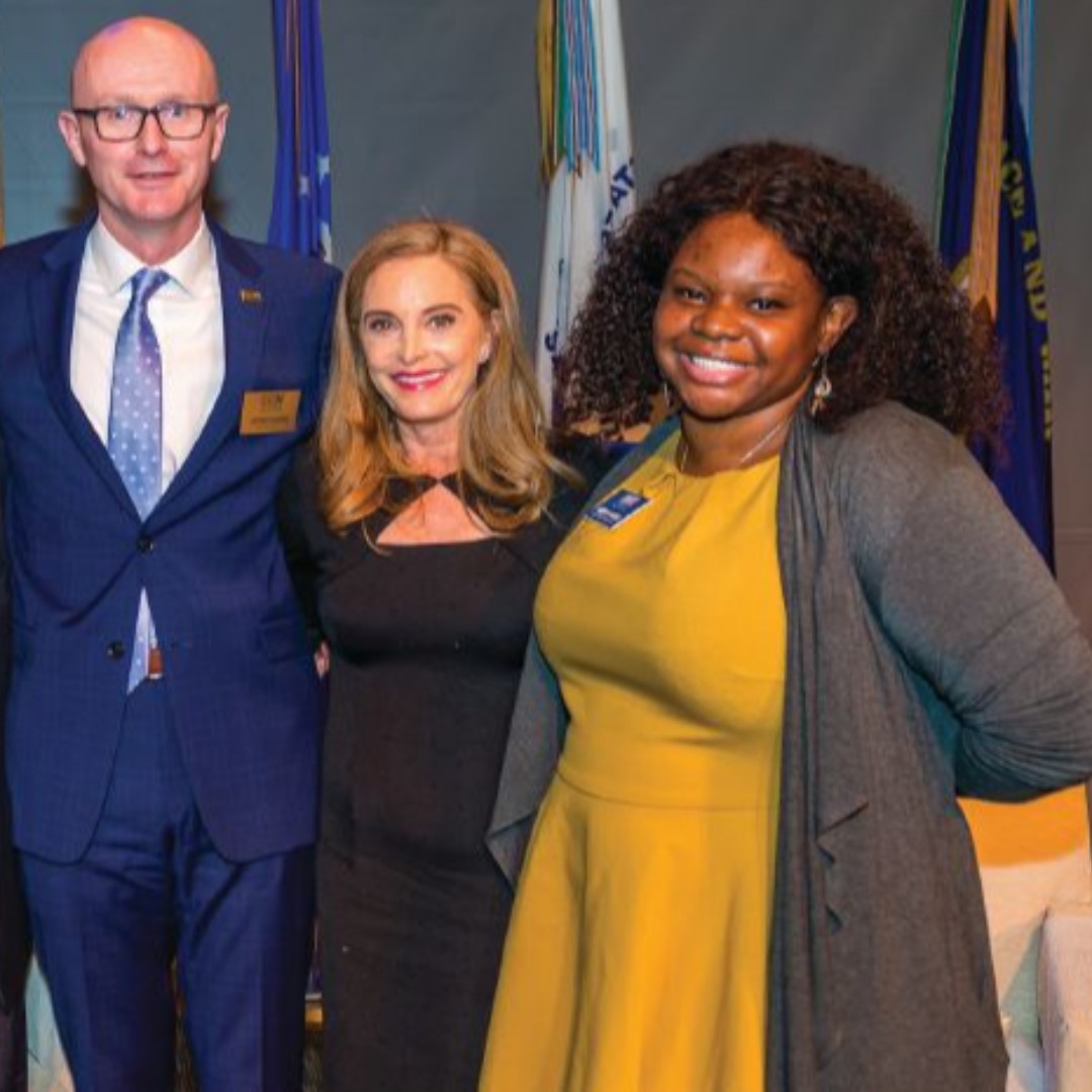 waynestatealum's tweet photo. @WayneStateCLAS alumna Amber Mitchell '13 talks about what it's like to be a Black woman in the predominantly white museum field. Learn how she's using her experience from WSU to impact her work in the latest edition of Alumni Magazine: https://t.co/LwG9jQG100
#AlwaysWayneState https://t.co/3KtsB35xvj