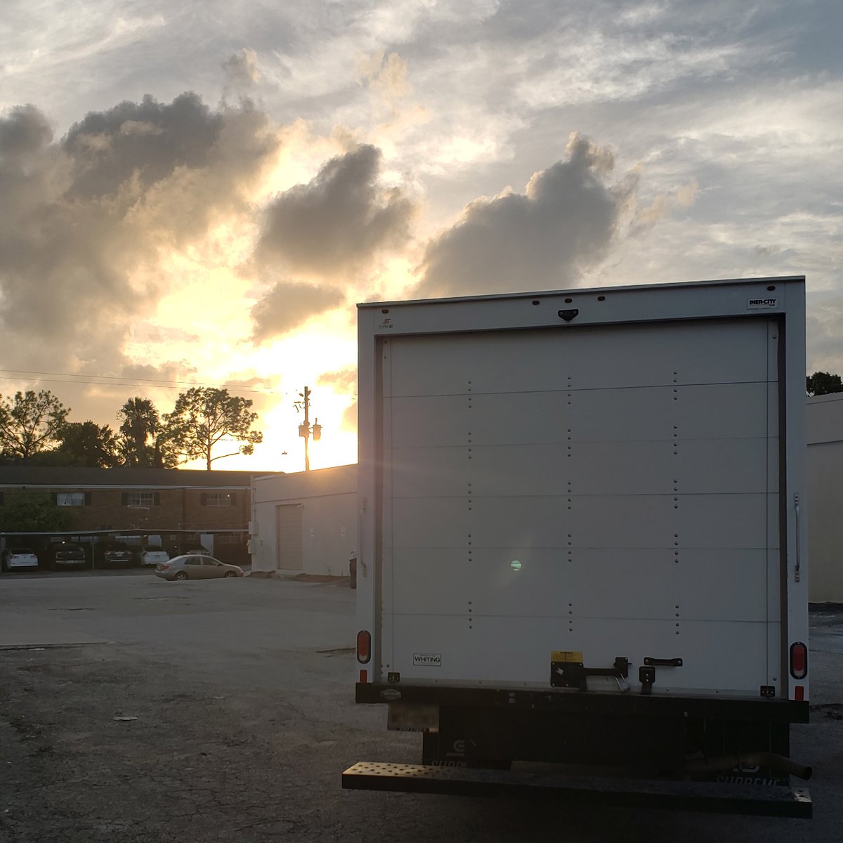 tradeox_co's tweet photo. I just stocked up my truck with #Sinks, #Makita #PowerTools, #Chemicals, #CuttingBlades, #CoreBits, #Shaping #RouterBits and much more. Planning to head out this week. I would love to stop by your business. Let me know via: 832-888-9871 or  greg@gts888llc.com https://t.co/lVpLnMV63S