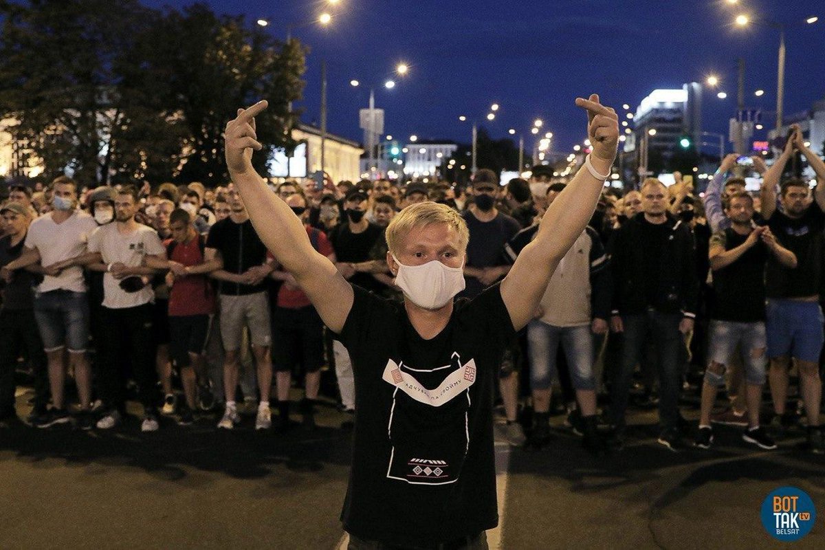 UPDATE: second day of protests, aug 10th. second photo - Puskinskaja metrocr. franakviacorka