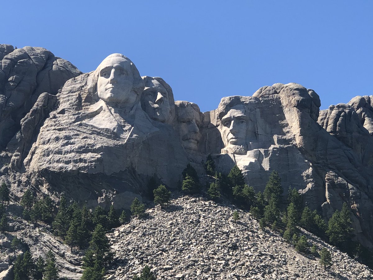 LegendaryEnergy's tweet photo. God bless America. 

The people destroying our cities right now could never build something this great. https://t.co/1F0teGS6zo