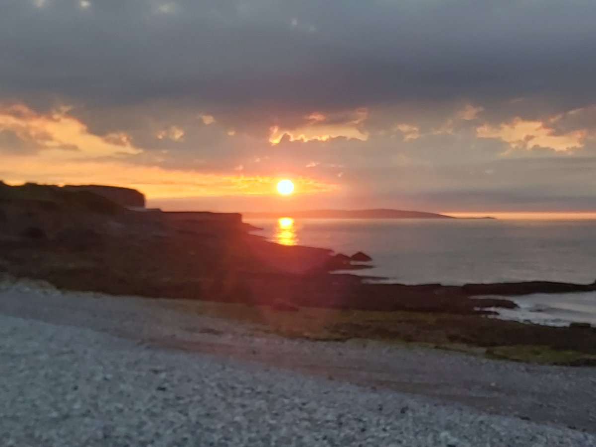 Fiona King (@fionaking) on Twitter photo Wales and <a href="/WirralCampervan/">Wirral Camper Van Hire</a> made for a great combination. Fabulous van, weather, scenery, porpoises, sunset and sausages! Wales and <a href="/WirralCampervan/">Wirral Camper Van Hire</a> made for a great combination. Fabulous van, weather, scenery, porpoises, sunset and sausages!