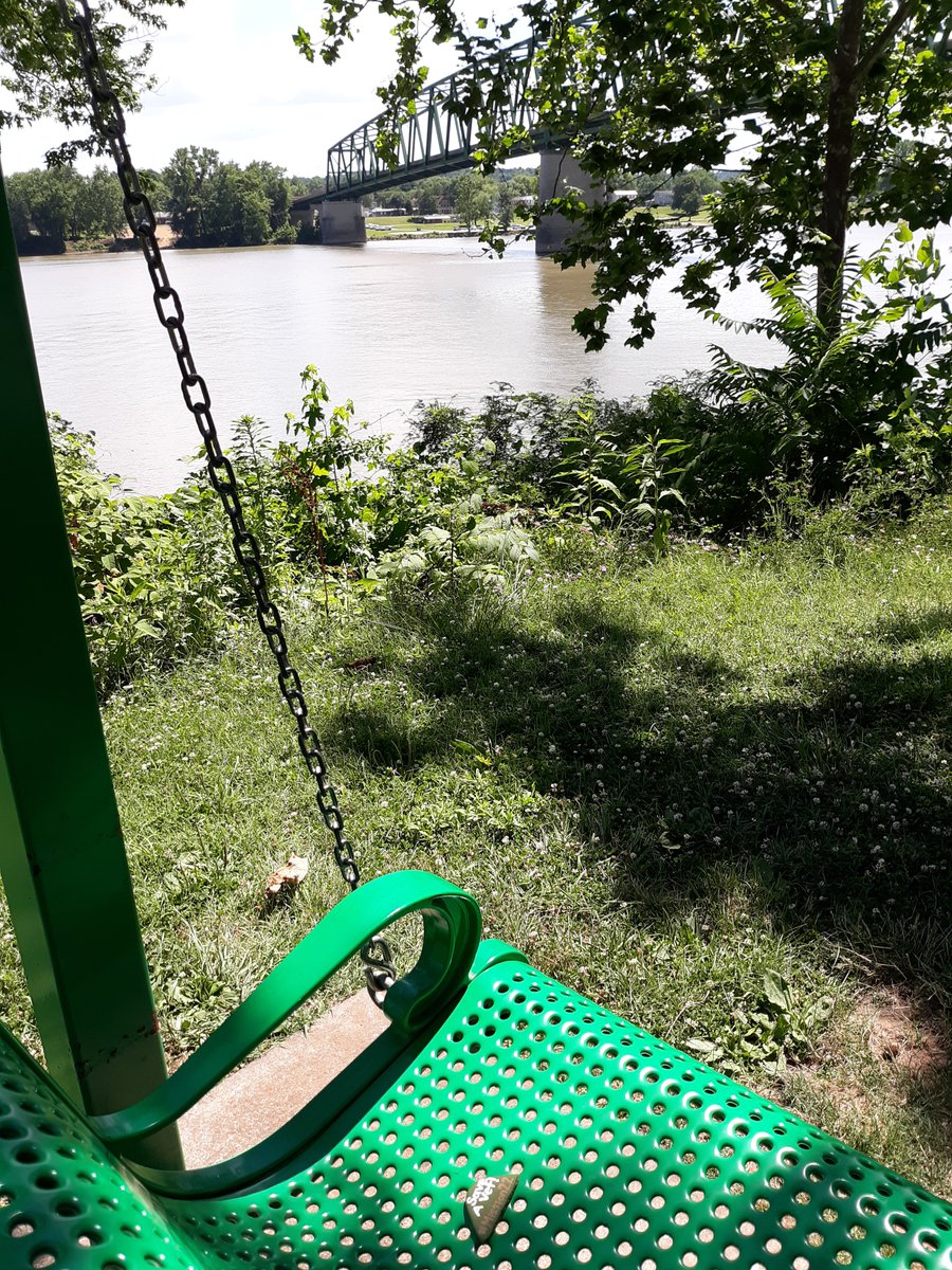rckingrocks's tweet photo. Save A Vet! #Mission22 rock hidden along the Ohio River in Marietta, OH on Wednesday, 7/1/20. This is a very important cause everyone should learn about. #SaveAVet #rcking #beKind https://t.co/pAPOuecPFY
